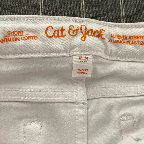 Cat & Jack Girls 8 Ultimate Stretch Jean Shorts - Picture 3 of 6